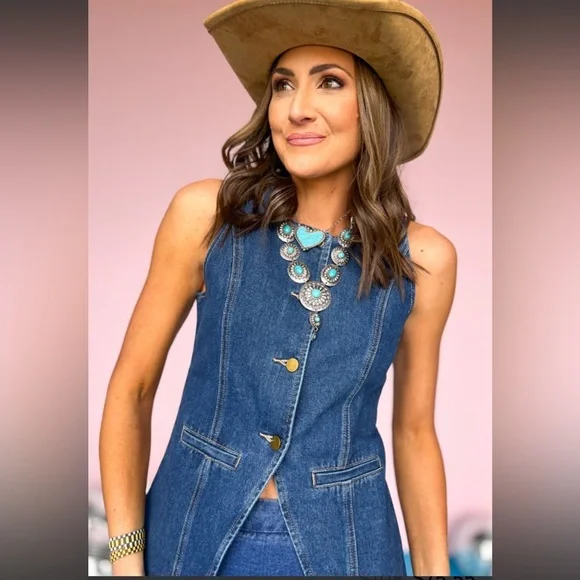 NWT BEAUTIFUL DENIM 2PC SKORT SET BUTTON FRONT VEST W SIZER ON BACK PERFECT FIT - Picture 2 of 7